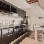 Appartement Large And Modern 1brd Flat At Lovely Saint Germain