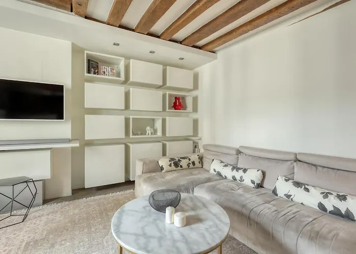דירה Large And Modern 1brd Flat At Lovely Saint Germain פריז
